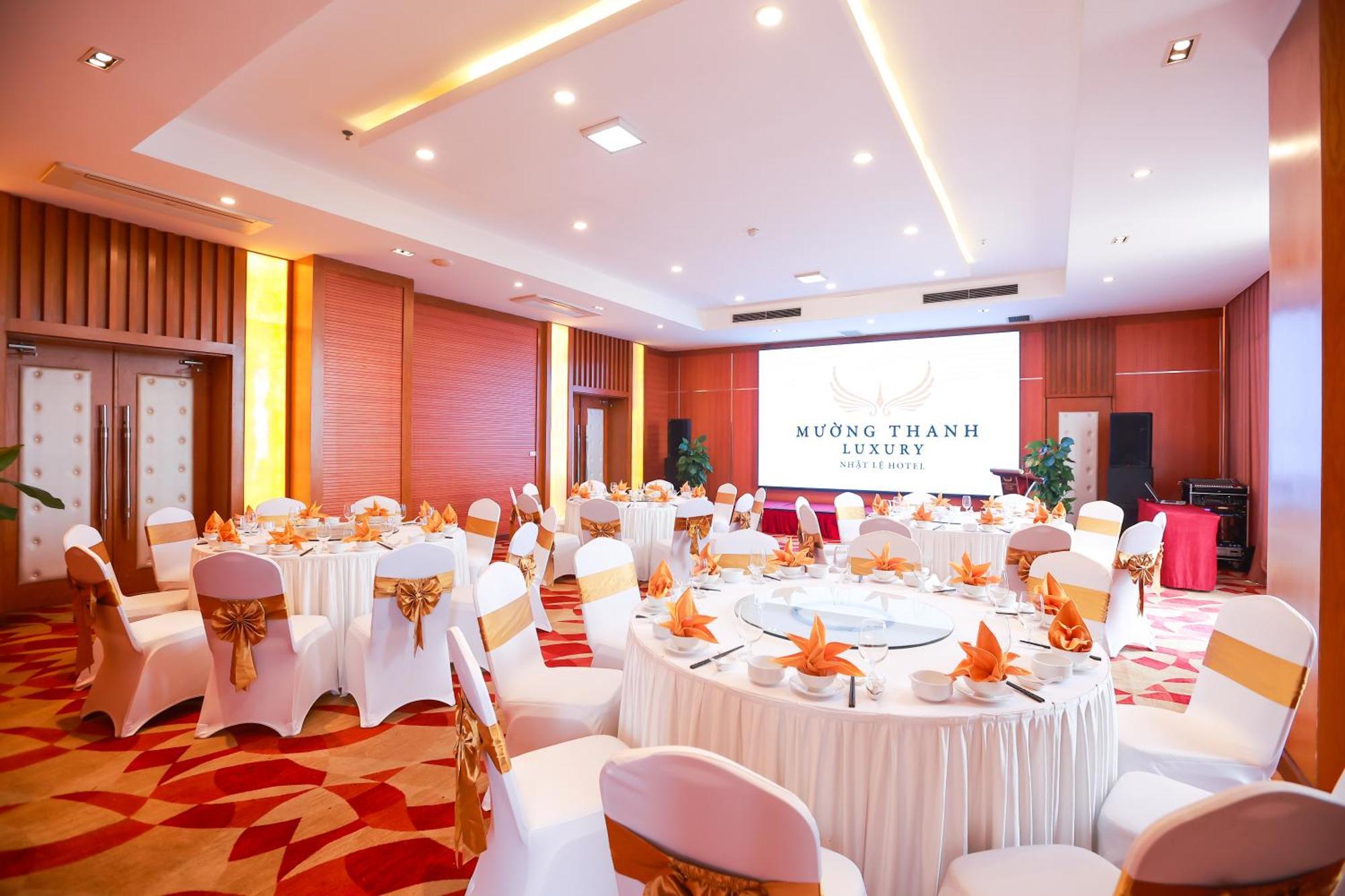 Muong Thanh Luxury Nhat Le Hotel Dong Hoi Exterior foto